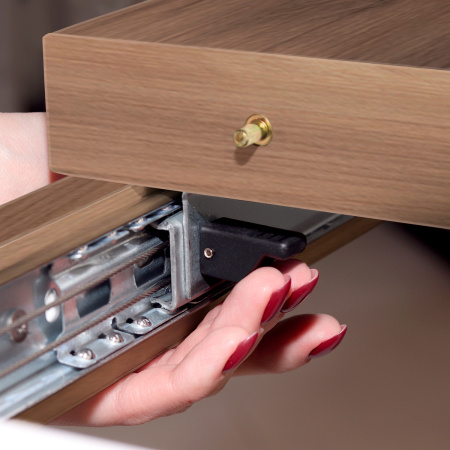 Стол раздвижной Женева 3 (D1100/1500х1100), ЛДСП Дуб табачный крафт / Металлокаркас Черный