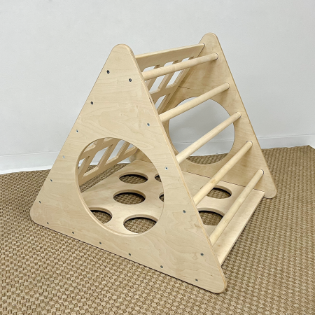 Игровой треугольник (пирамида) (834х834х804) Игровой треугольник (пирамида) (834х834х804)